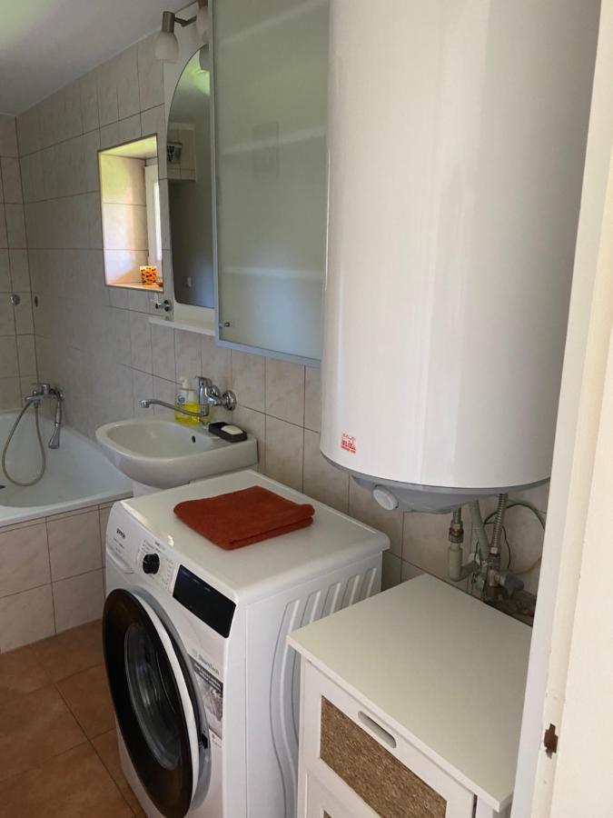 Vityesz Vendeghaz ** Apartment Chl'aba Ngoại thất bức ảnh